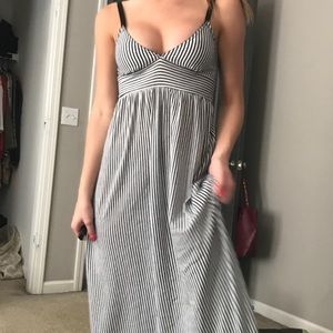 Black& white Stripped—maxi dress